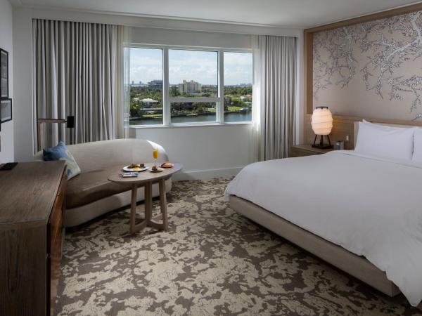 Nobu Hotel Miami Beach : photo 2 de la chambre chambre lit king-size deluxe - vue sur baie