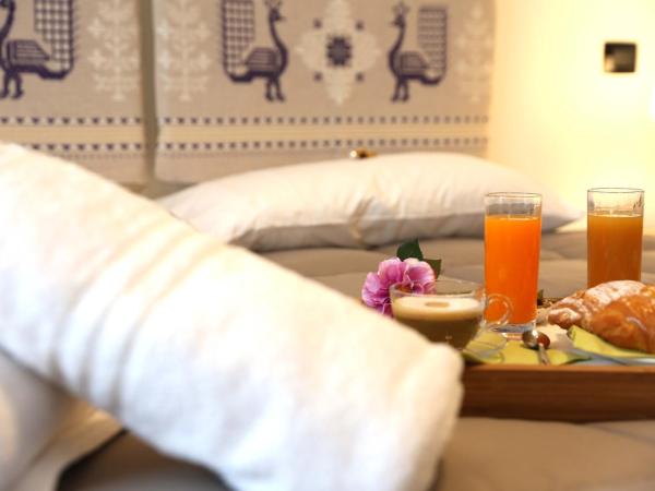I Fiori di Margherita Luxury B&B : photo 7 de la chambre chambre double ou lits jumeaux supérieure avec vue sur ville