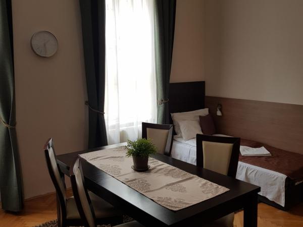 Central Hotel 21 and Apartments : photo 5 de la chambre appartement (6 adultes)