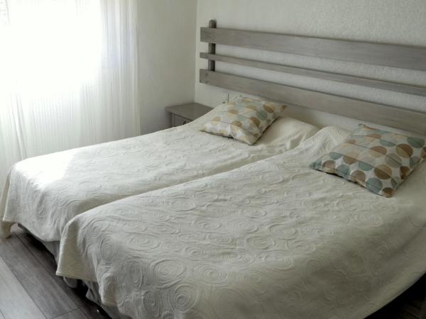 Hôtel Les Mimosas : photo 3 de la chambre chambre lits jumeaux Économique