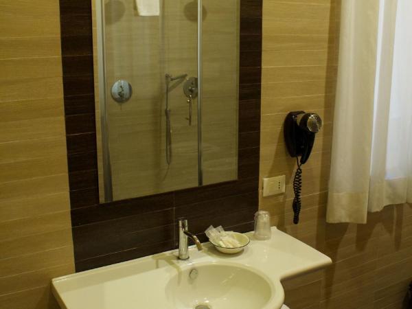 Hotel Ambasciatori : photo 4 de la chambre chambre double deluxe