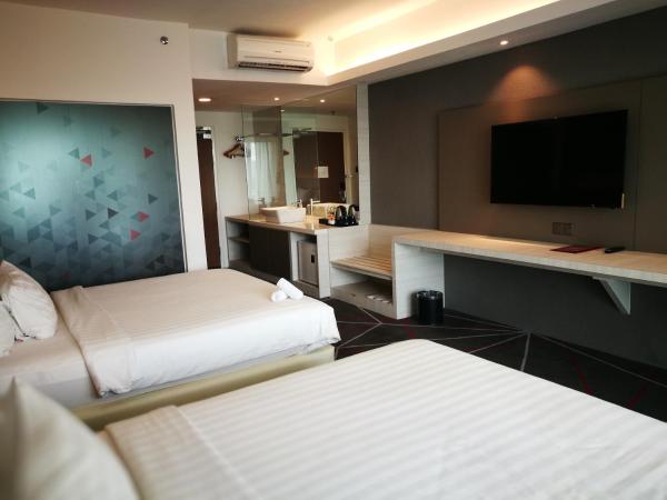 Amerin Hotel Johor Bahru : photo 3 de la chambre suite familiale