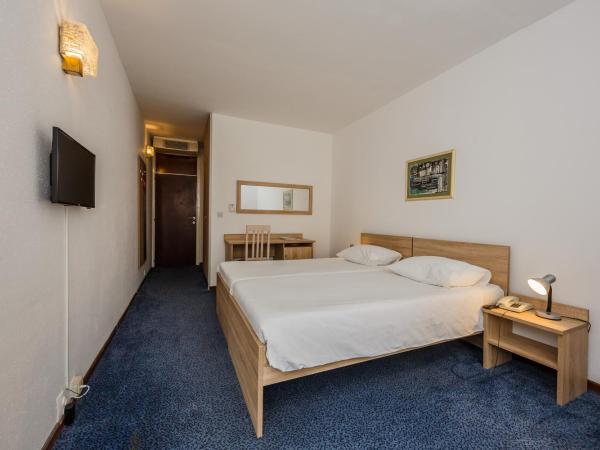 Hotel Medena Budget : photo 1 de la chambre chambre double ou lits jumeaux standard - vue sur jardin