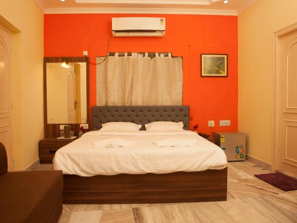 Om Sai Villa Guesthouse : photo 4 de la chambre chambre familiale deluxe