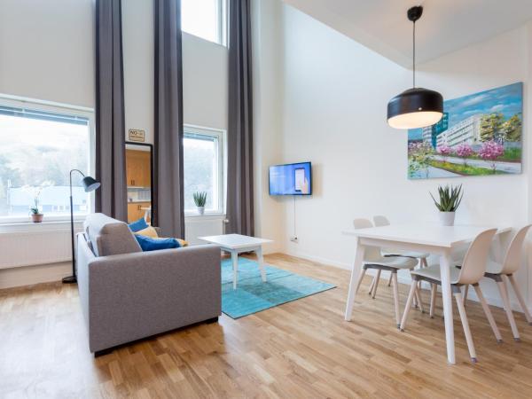 ApartDirect Hammarby Sjöstad : photo 1 de la chambre appartement en duplex avec terrasse