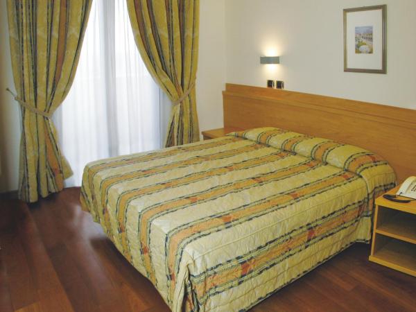 Hotel Brandoli : photo 5 de la chambre chambre double avec balcon