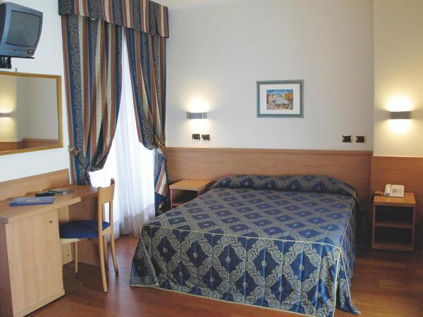 Hotel Brandoli : photo 6 de la chambre chambre double avec balcon