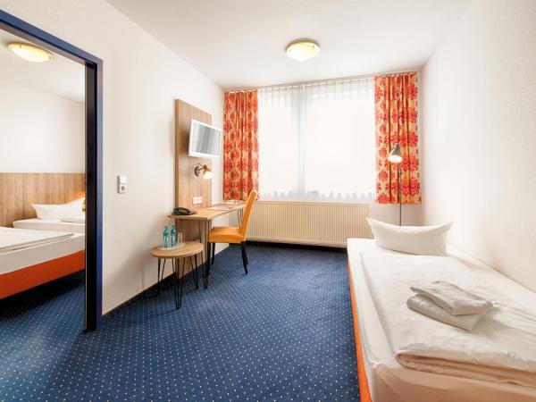 ACHAT Hotel Dresden Altstadt : photo 3 de la chambre chambre familiale