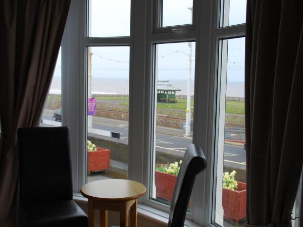 Brincliffe Hotel : photo 4 de la chambre chambre double - vue sur mer