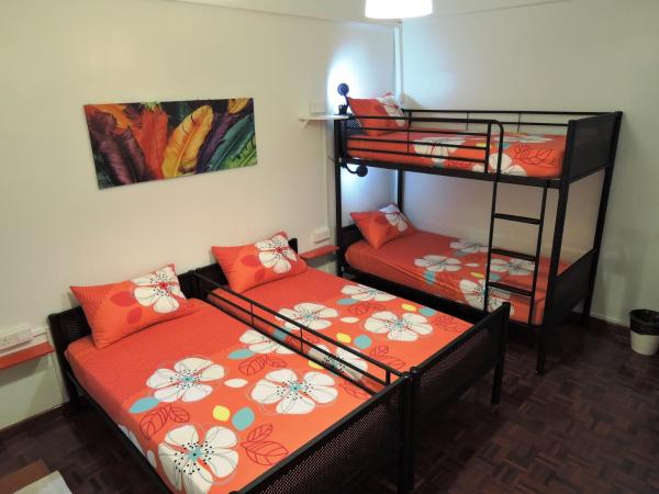 The Pillohouzzze : photo 1 de la chambre chambre quadruple avec salle de bains privative