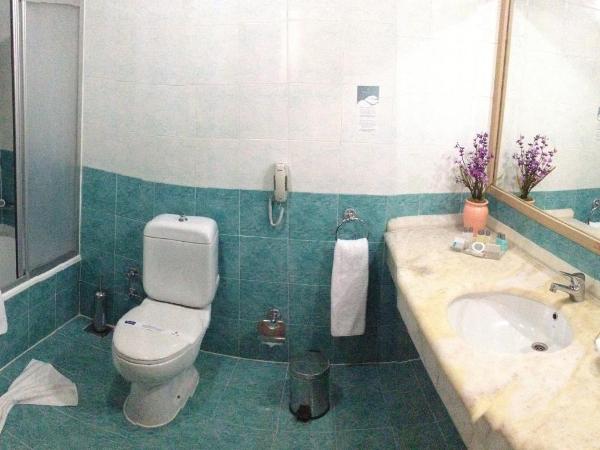 Sergah Hotel : photo 4 de la chambre chambre triple standard