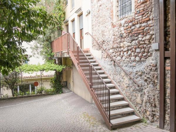 Albergo Trento : photo 7 de la chambre chambre triple - bâtiment séparé