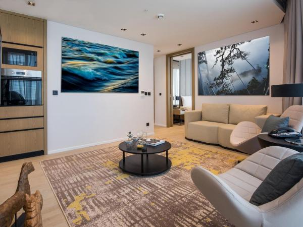 WestSide Residences by Rotana : photo 2 de la chambre city view two bedroom apartment