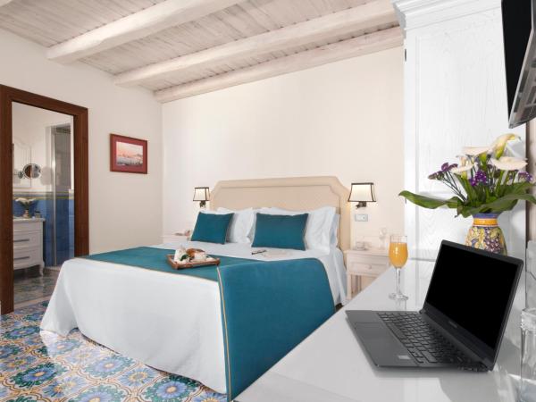 Palazzo delle Grazie : photo 4 de la chambre chambre double deluxe avec baignoire