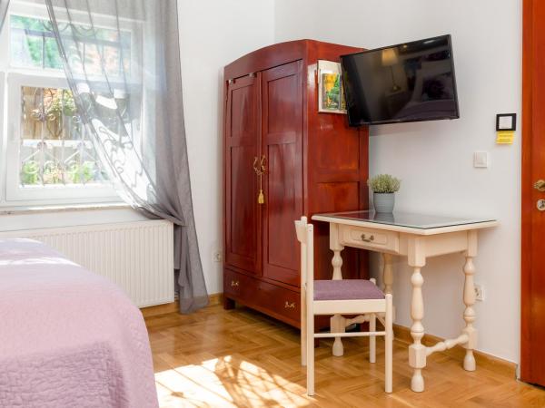 Anastasia Suites Zagreb : photo 1 de la chambre chambre double avec lit d'appoint