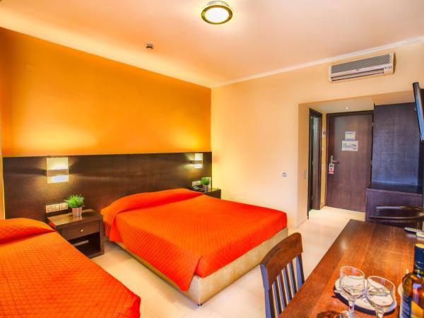 Sofia Hotel : photo 4 de la chambre chambre triple