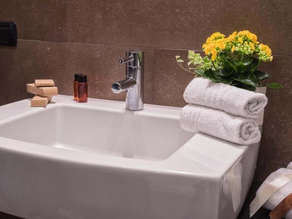 Hotel For You : photo 2 de la chambre chambre double pour 1 adulte