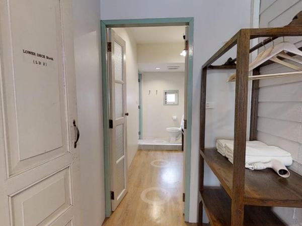 Home & Hashery Boutique House : photo 10 de la chambre chambre quadruple avec salle de bains privative