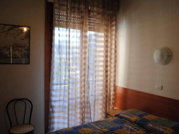 Sansovino Bed and Car : photo 9 de la chambre chambre double ou lits jumeaux