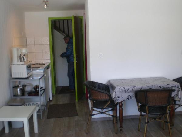 Appart Hotel de la Paix : photo 2 de la chambre studio (4 adultes)