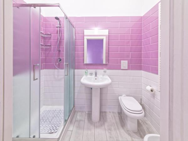 B&B Rest a Napoli : photo 1 de la chambre chambre double avec balcon