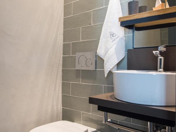 The48suites : photo 10 de la chambre suite supérieure avec balcon