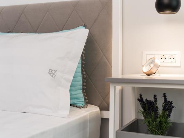 The48suites : photo 9 de la chambre maisonnette avec terrasse privée