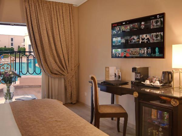Epirus Palace Congress & Spa : photo 6 de la chambre chambre classique premium - vue sur piscine