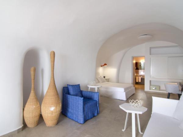 Santorini Secret Suites & Spa, Small Luxury Hotels of the World : photo 9 de la chambre suite premium avec bain à remous privé - vue sur caldeira