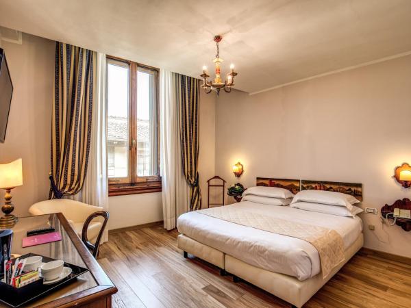 Hotel Croce Di Malta : photo 3 de la chambre chambre double