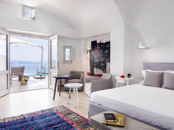 Santorini Secret Suites & Spa, Small Luxury Hotels of the World : photo 8 de la chambre suite lune de miel avec piscine privée - vue sur caldeira