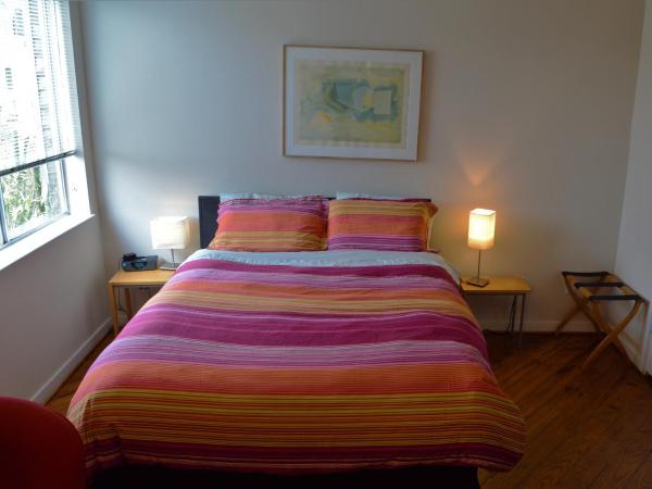 Modern B & B : photo 3 de la chambre chambre lit king-size standard