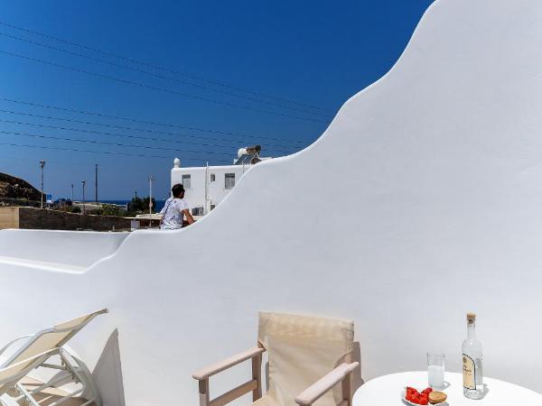 Alexandra Mykonos Port : photo 8 de la chambre chambre double deluxe avec balcon - vue sur mer