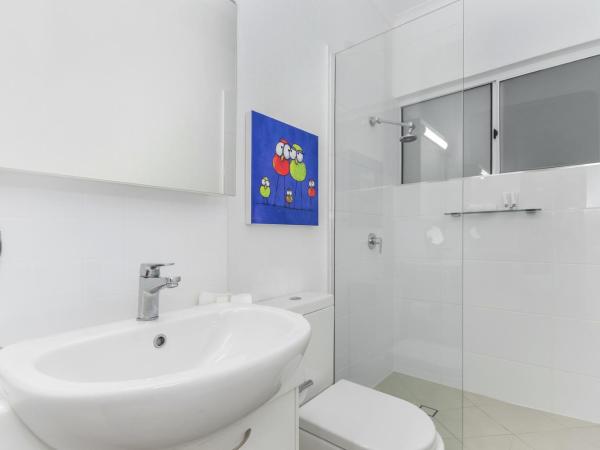By The Sea Port Douglas : photo 6 de la chambre studio queen avec vue sur le jardin