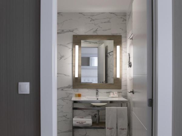 Petit Palace Arenal : photo 5 de la chambre petite chambre double