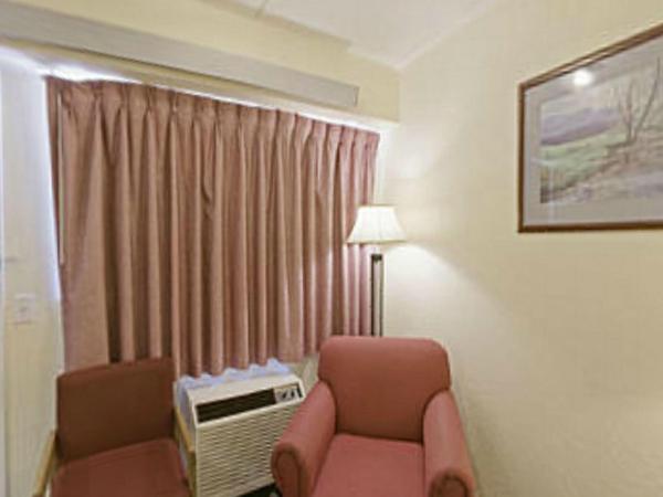 Royal Inn : photo 7 de la chambre chambre double avec 2 lits doubles