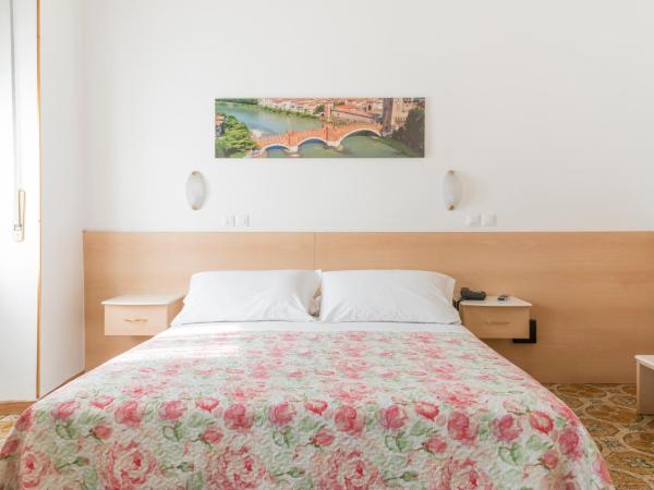 Albergo Trento : photo 5 de la chambre chambre double ou lits jumeaux