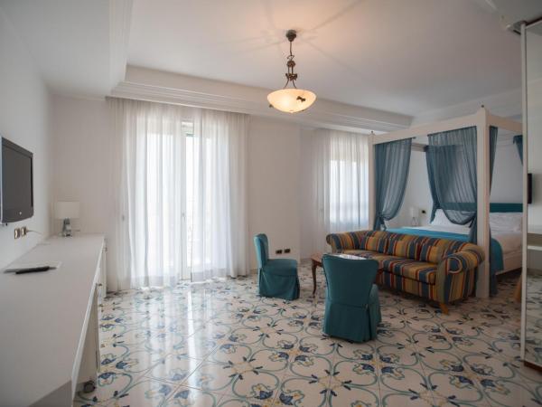 Hotel Villa Maria : photo 2 de la chambre suite junior