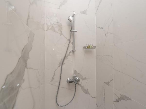 Zara Palace - design rooms : photo 7 de la chambre chambre deluxe double ou lits jumeaux