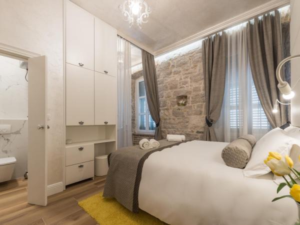 Zara Palace - design rooms : photo 6 de la chambre chambre deluxe double ou lits jumeaux