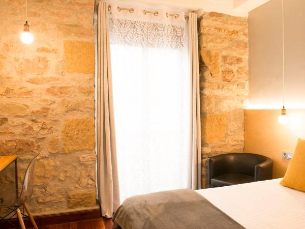 Pensión Aia : photo 1 de la chambre chambre double avec salle de bains commune