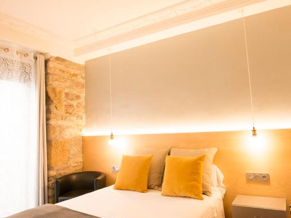 Pensión Aia : photo 2 de la chambre chambre double avec salle de bains commune