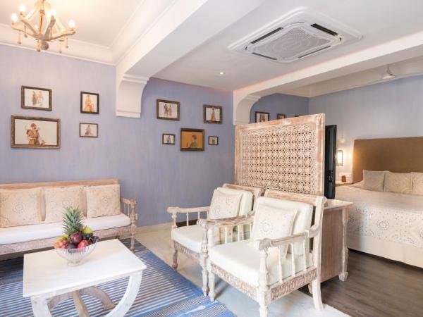 The Ajit Bhawan - A Palace Resort : photo 2 de la chambre ajit suite-enjoy buffer breakfast, wifi,welcome drink upon arrival ,early check in & late check out – subject to availability ,10% discount on f&b,fruit platter amenities, one way airport transfer
