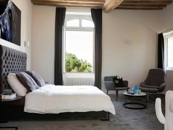 Le Manoir de la Plage / Adults Only : photo 1 de la chambre chambre double - vue sur mer