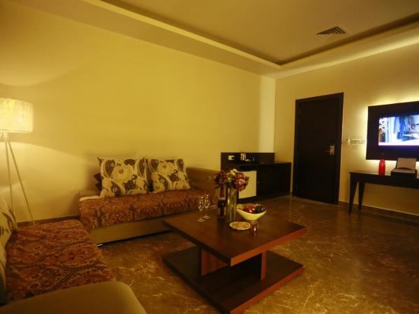 Hotel Alleviate : photo 2 de la chambre suite with taj view (early check in at 12 noon, subject to availability & 10% discount on f&b)