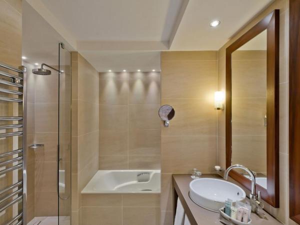 Hôtel Le Nouveau Monde : photo 2 de la chambre chambre double ou lits jumeaux premium - vue sur mer