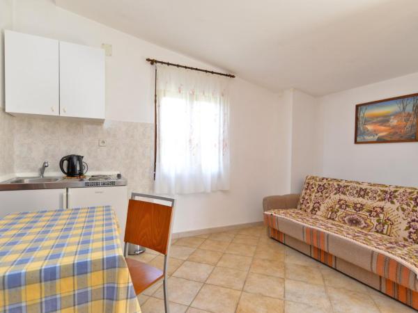 Apartment & room Milka 1633 : photo 5 de la chambre appartement