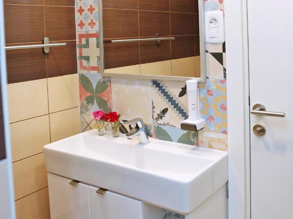 Hotel Delfin : photo 10 de la chambre chambre double ou lits jumeaux supérieure avec balcon - vue sur mer