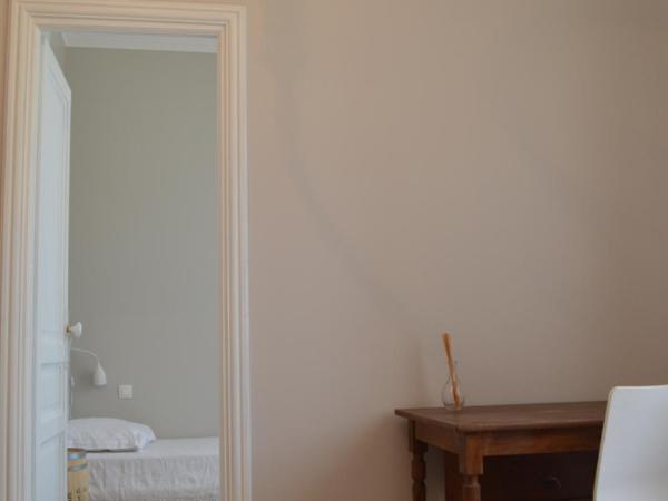 La maison d'Antoine Rivesaltes : photo 9 de la chambre chambre double deluxe (2 adultes + 1 enfant)
