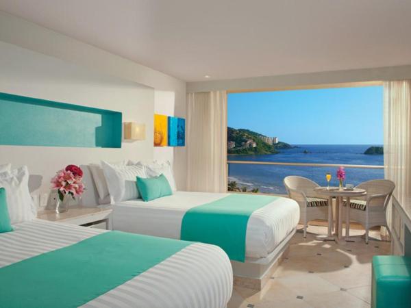 Sunscape Dorado Pacifico Ixtapa Resort & Spa- All Inclusive : photo 3 de la chambre chambre familiale communicante